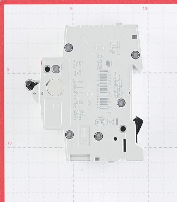 Автоматический выключатель модульный ABB S203 3P 16А тип C 6 кА 400 В (2CDS253001R0164)